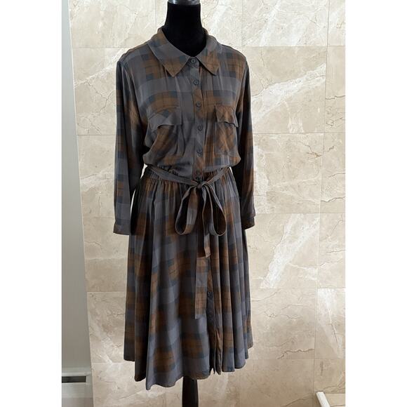 Torrid Outlander Tartan Shirt Dress - 2X Brown Plaid Belted, Claire Sassenach - Picture 6 of 13